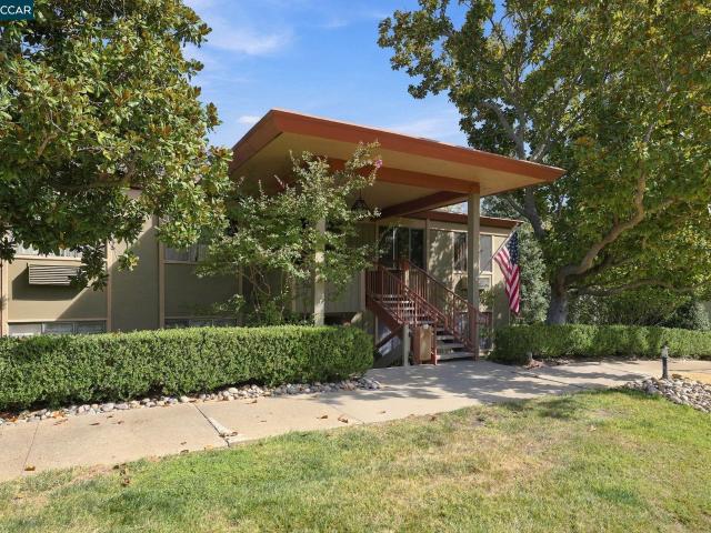 1138 Skycrest Dr 8