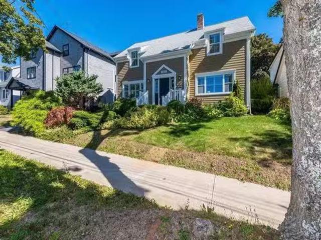 1139 Dalhousie Street, Halifax, NS, B3H 3W5 Luxury House for.