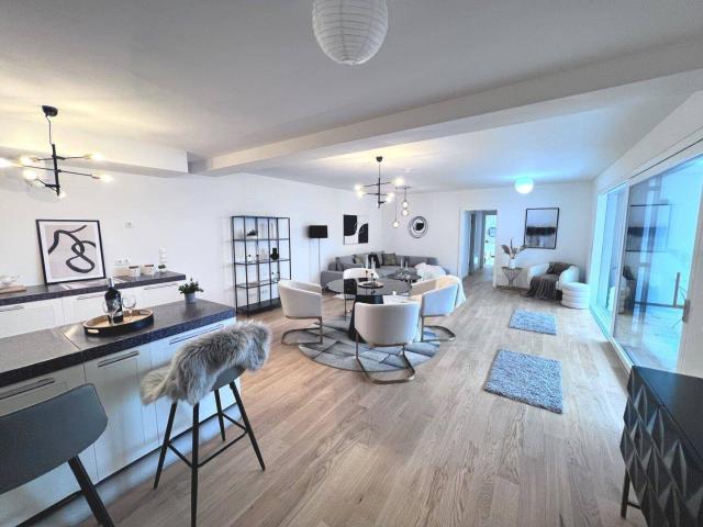 1130! ANLAGEOBJEKT! Topmoderne 4 Zimmer Wohnung mit GARTEN und inkl. Tiefgaragenplatz in Hietzinger Villengegend! Befristet vermietet!