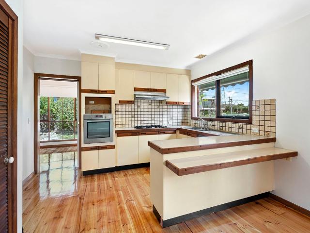 1/130 Balaclava Rd, Caulfield North