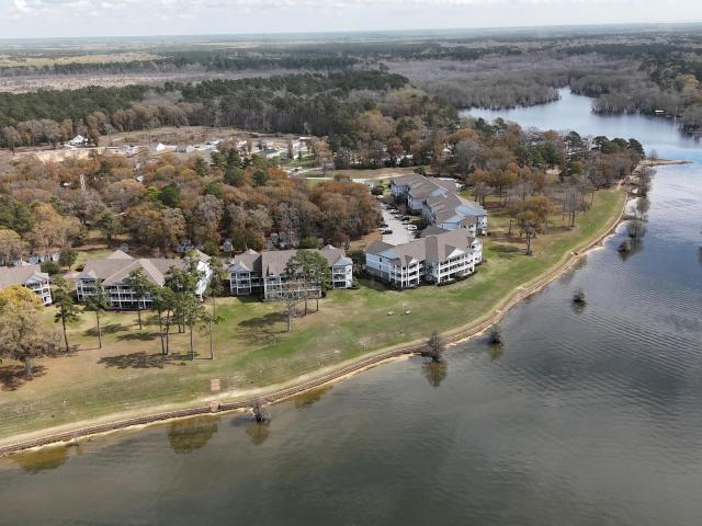1130 Bridge View Lane C101