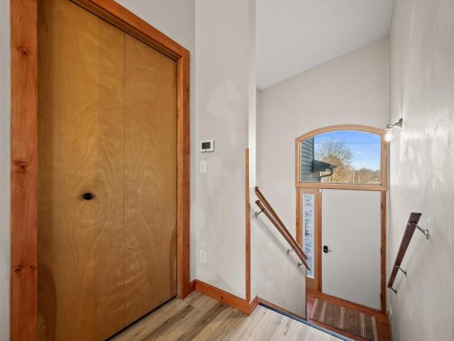 1130 Green Tree Rd
