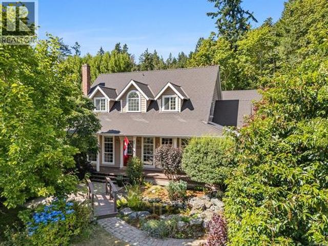 1130 Tatlow Rd, North Saanich, BC, V8L 5P3 house for sale | Listing ID 1043 | Royal LePage