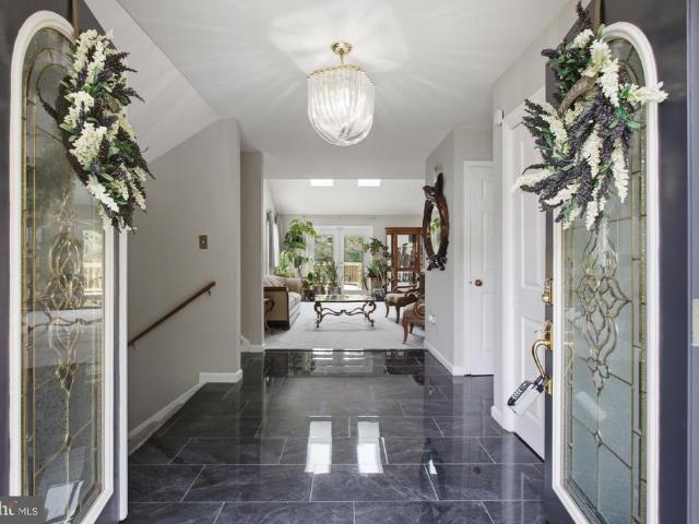 11313 Kencrest Drive