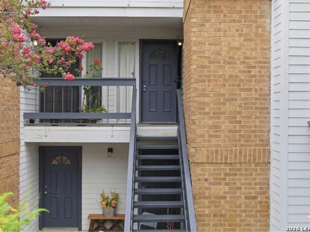 11311 Sir Winston St, Unit 806