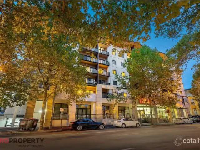 113/126 Mounts Bay Road, PERTH House for rent Listed by Hayle.