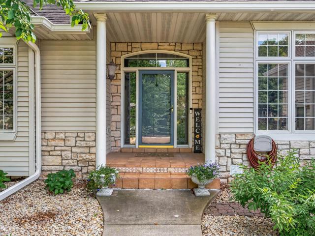 11312 Kenworth Lane