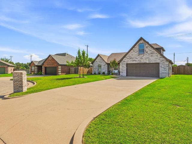 1131 Greens Creek Circle