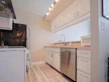 1131 Loft Cove