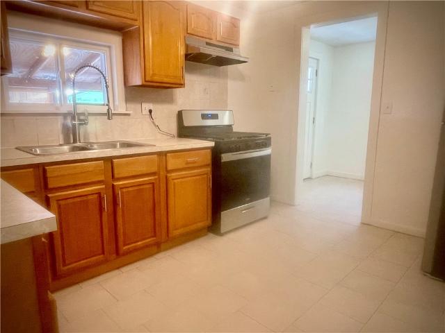 1131 6th Ave