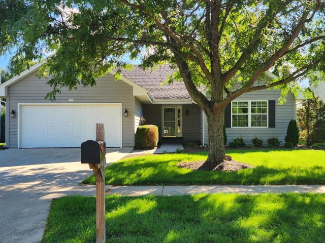 1132 Eastbrook Dr