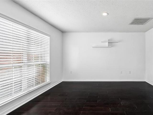 1132 Indigo Court