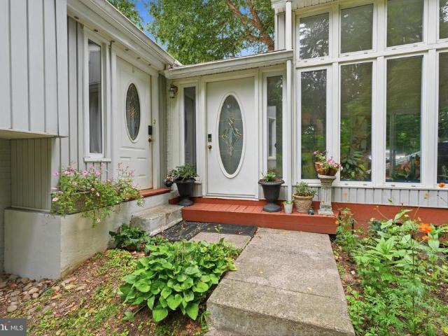 1132 Lindsay Lane