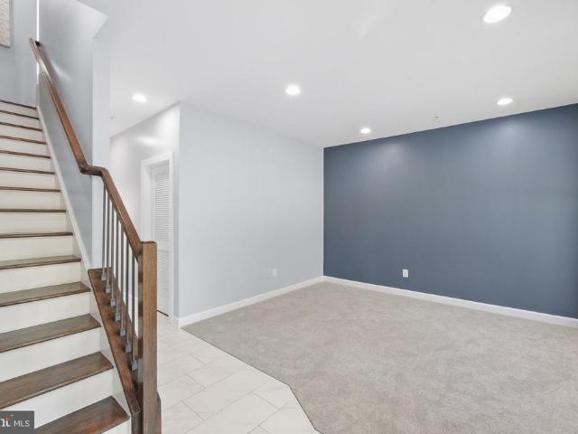 1132 S Glebe Road