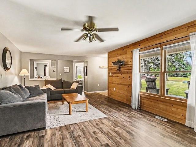 11332 Crestview Drive