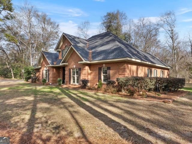 1133 Creekside Drive