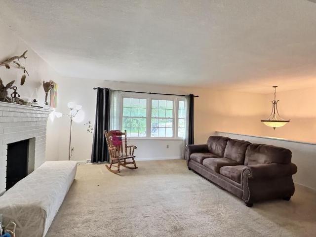 1133 eastview ct
