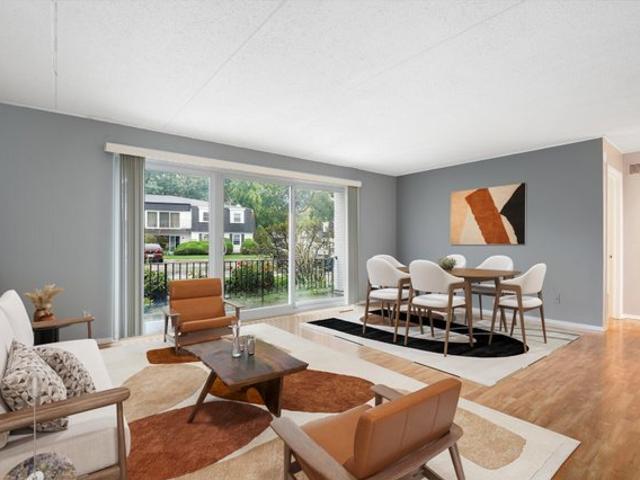 1133 Royal St George Drive # 102