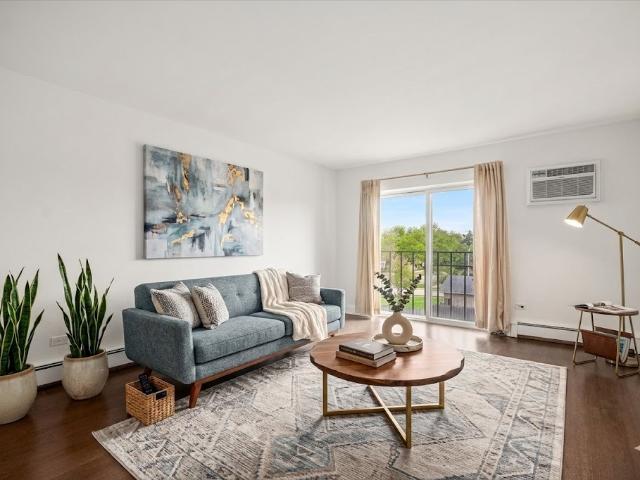 1133 S Finley Road # 305