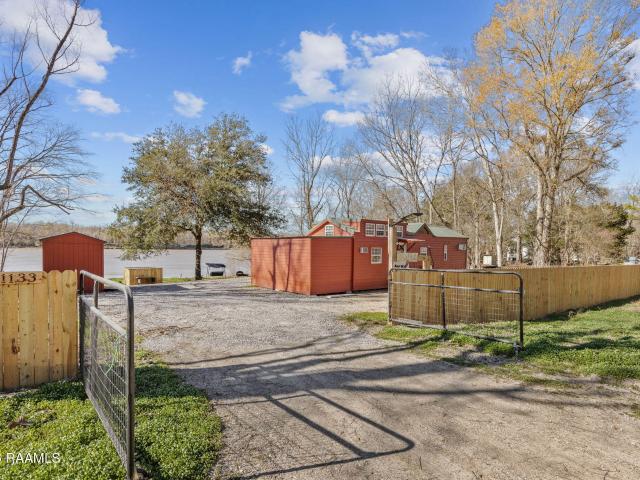 1133 Whiskey Bay Hwy, Breaux Bridge, LA 70517 | MLS #RA2600000