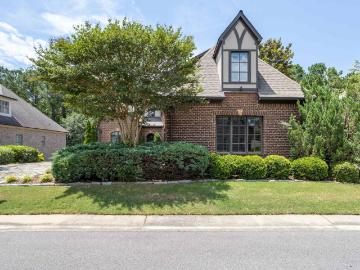 113 Carnoustie Drive