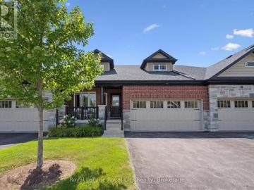 113 Aberdeen Street, Centre Wellington Fergus, ON, N1M 0B8 townhouse for sale | Listing ID X12740 | Royal LePage