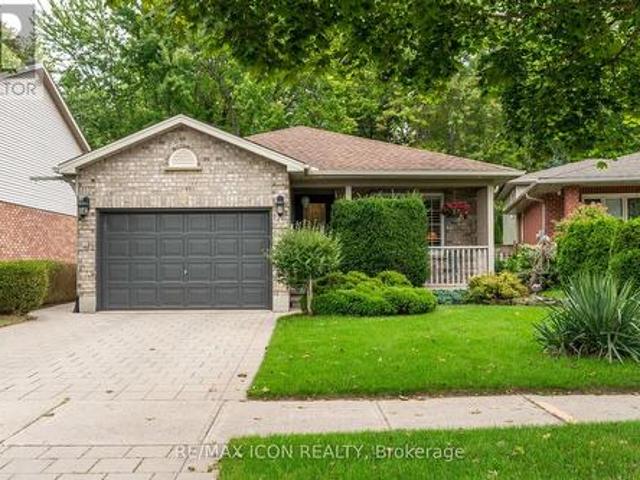 113 Bournemouth Drive, London East, ON, N5V 4T1 house for sale | Listing ID X13807 | Royal LePage
