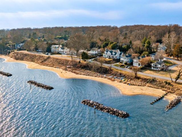 113 Bay Drive