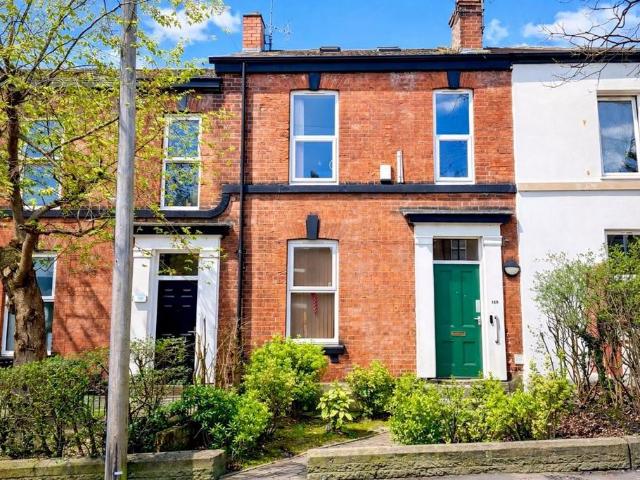 113 Broomspring Lane 5 bed terraced house to rent £2,167 pcm £500 pw