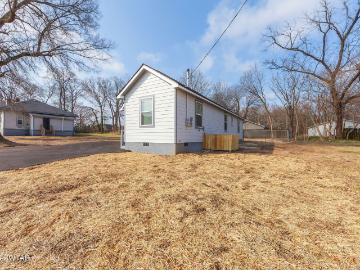 113 Gates St, Jackson, TN 38301 | MLS #2600