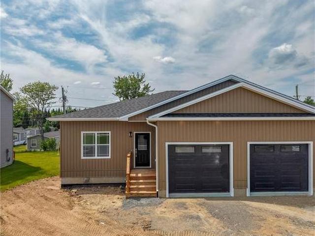 113 Glennorth St, Fredericton, NB, E3G 0A6 house for sale | Listing ID NB143605 | Royal LePage