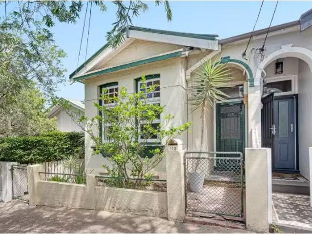 113 Greenwich Road, Greenwich Townhouse for rent Listed by Ja.
