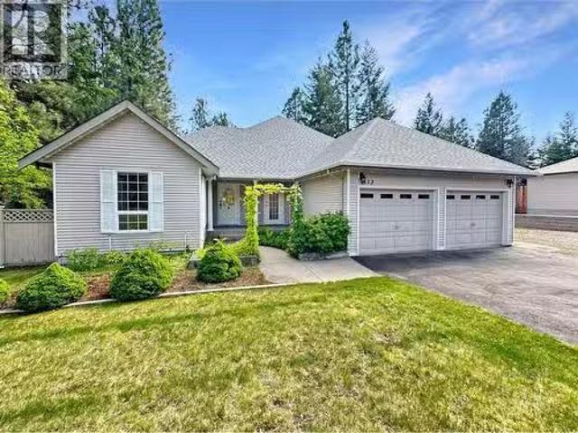 113 Deerview Crescent, Princeton, BC, V0X 1W0 house for sale.