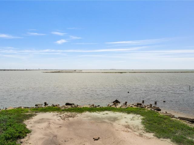 113 Knickerbocker St, Corpus Christi, TX 78418 | MLS #471995