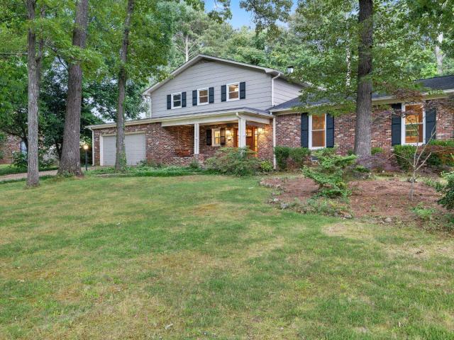 113 Kingswood Dr