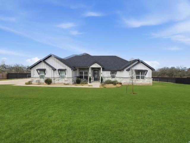 113 Hondo Dr, La Vernia, TX 78121 | MLS #1949