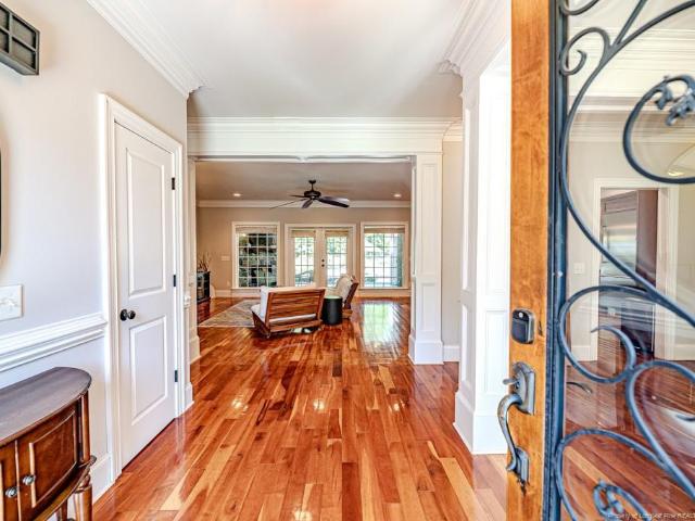 113 Lynnbrook Drive