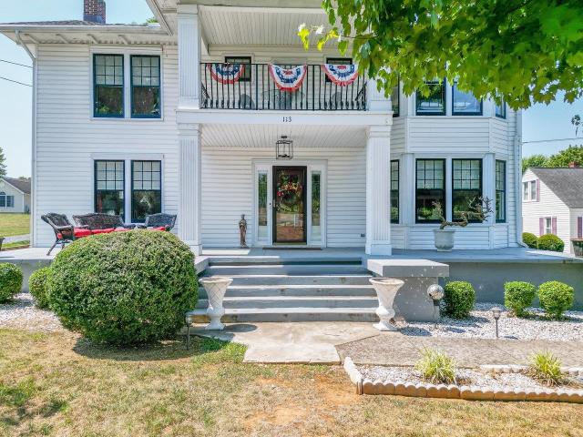 113 main st w