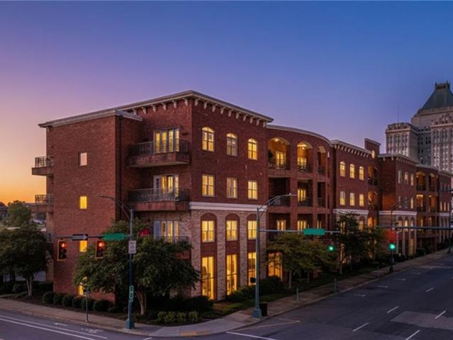 113 N Church Street #202