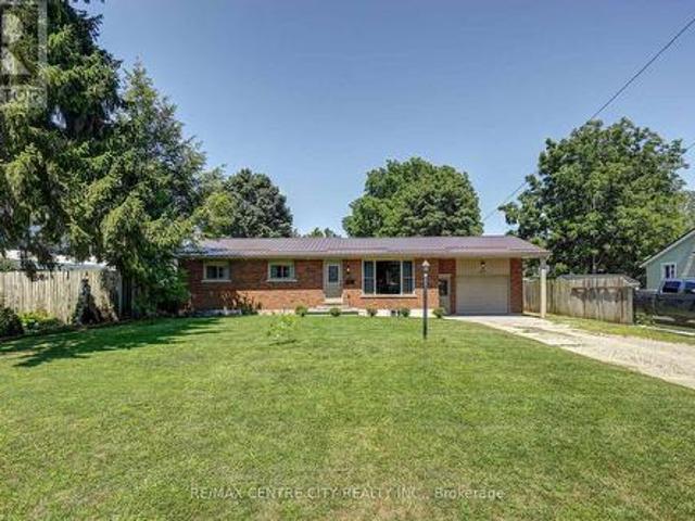 113 South Street W, Aylmer, ON, N5H 1R7 house for sale | Listing ID X13648 | Royal LePage