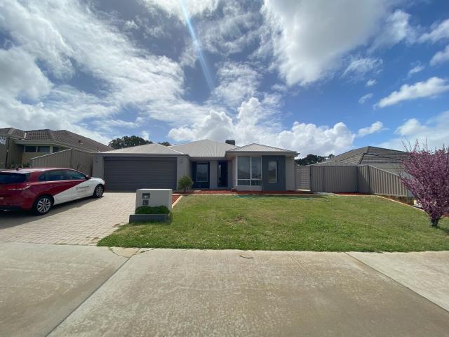 113 Stockholm RoadWanneroo WA 6065, Australia