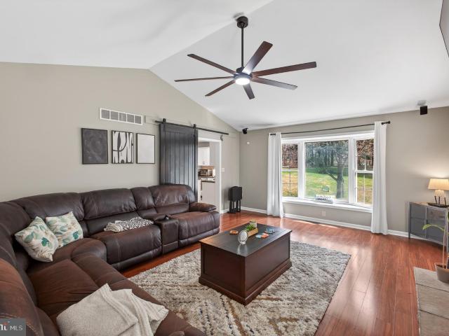 113 Rocky Glen Rd, Oxford, PA 19363 | MLS #PACT2121