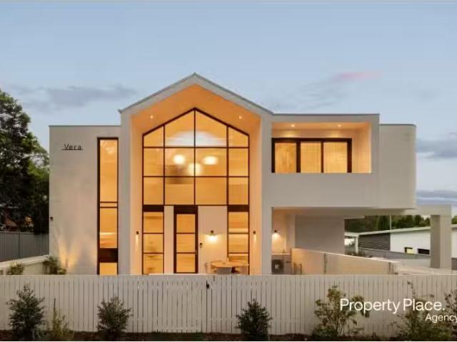 1/13 Rawson Parade, Caringbah South Townhouse for rent Listed.