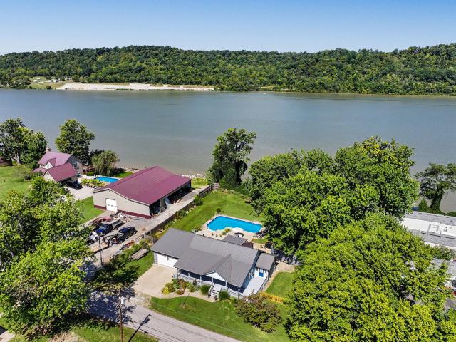 113 Riverview Drive