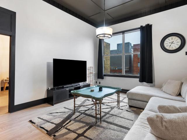 113 W Wayne Street