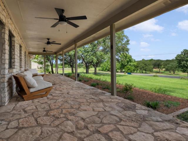 113 W Bluebonnet Rd, Horseshoe Bay, TX 78657 | MLS #175246