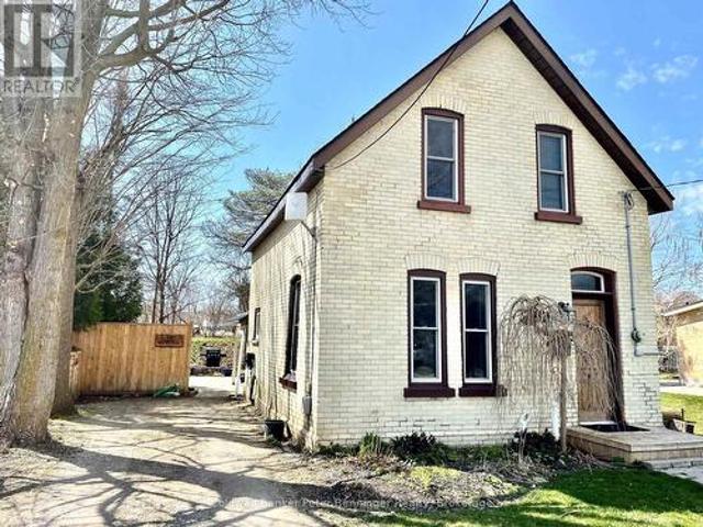 113 William Street, Brockton, ON, N0G 2V0 house for lease | Listing ID X13239 | Royal LePage