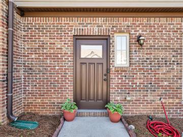 113 The Heights Drive