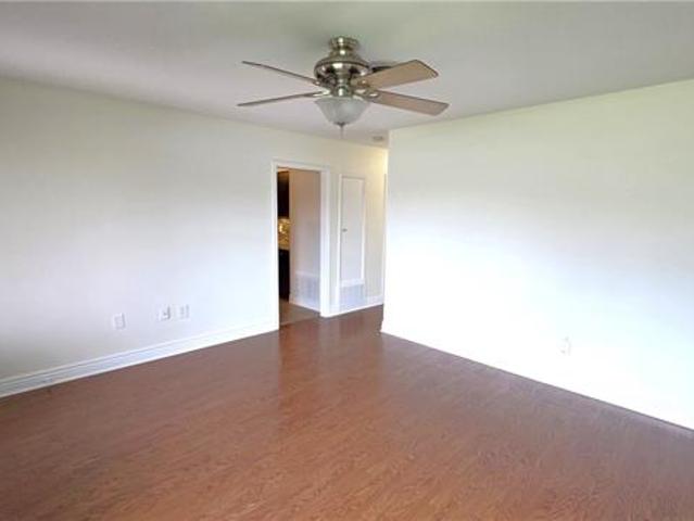 113 Vista Dr, Belle Chasse, LA 70037 | MLS #2550