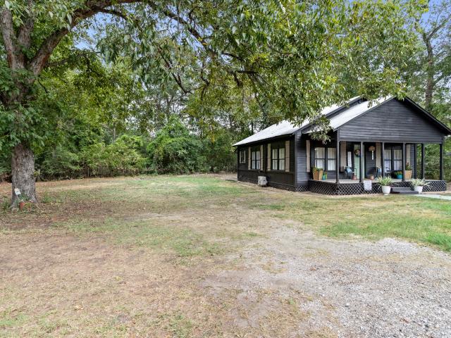 11443 US Highway 69 S